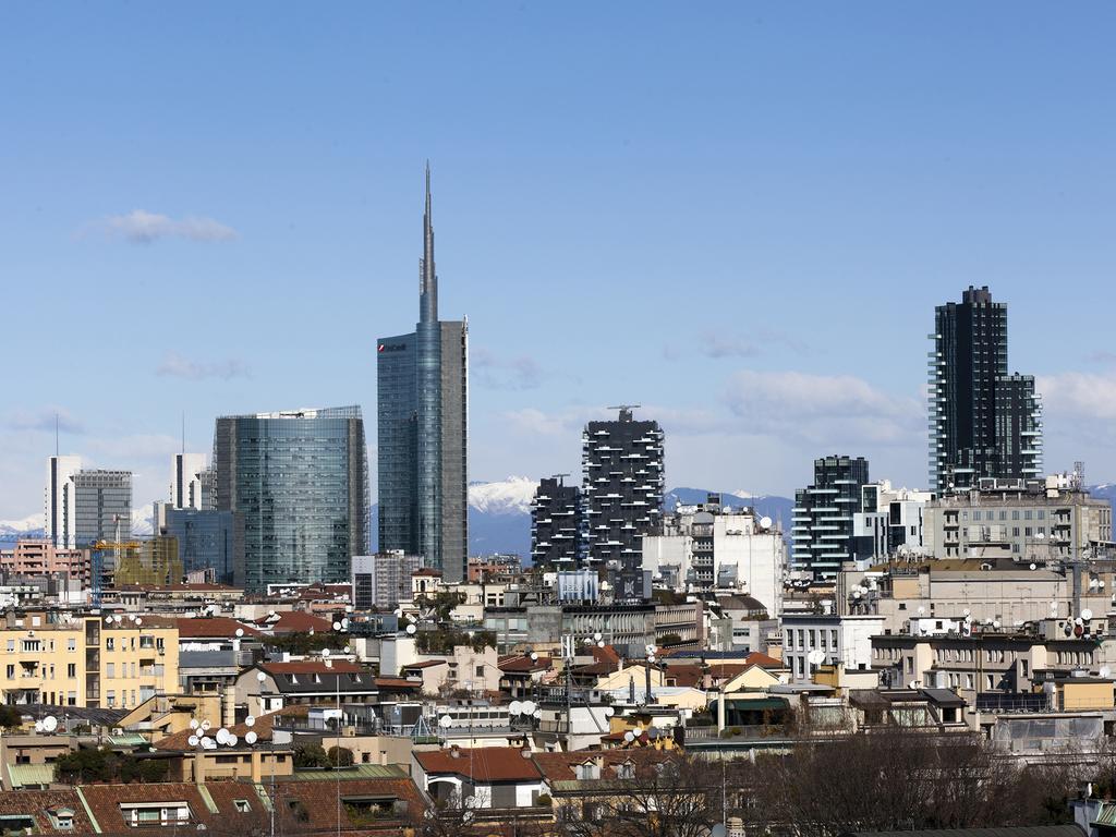 My Bed Montenapoleone Milano Exteriör bild
