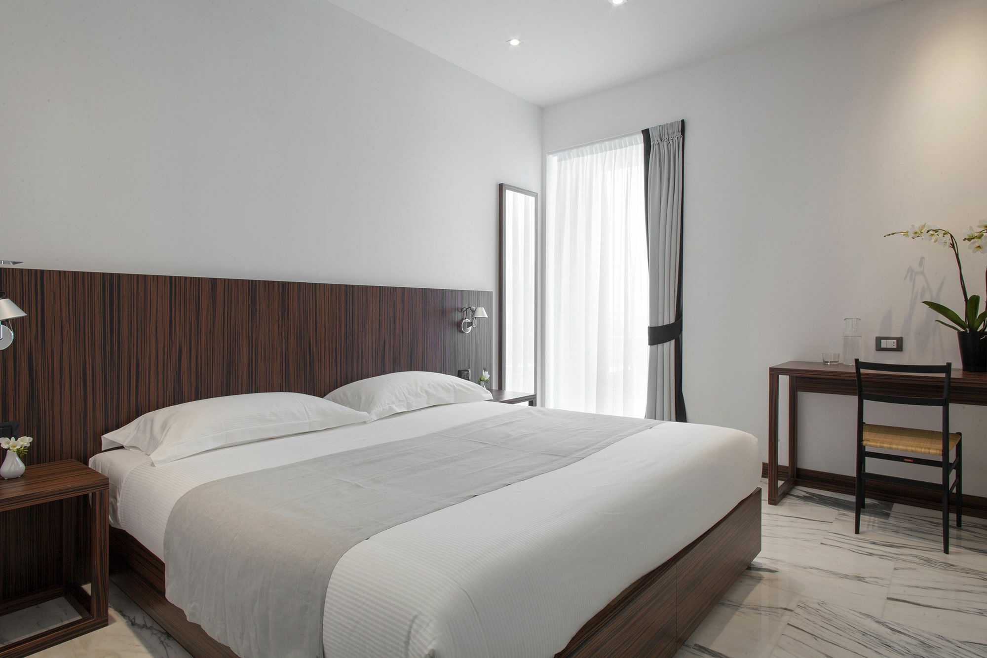 My Bed Montenapoleone Milano Exteriör bild